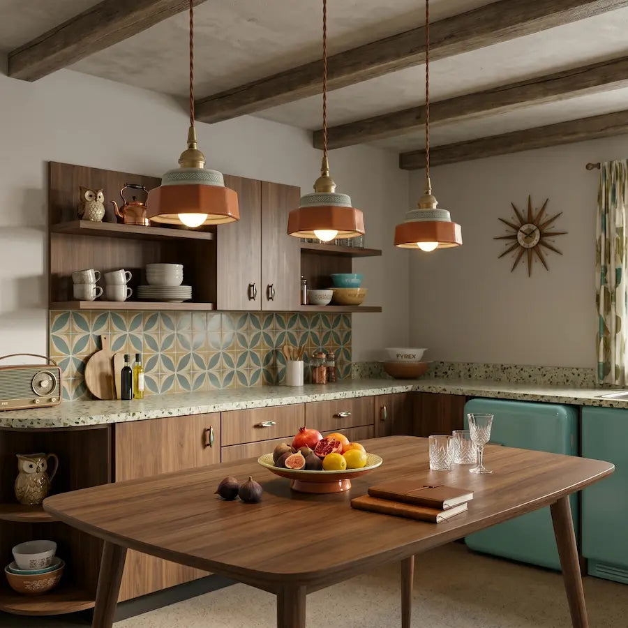 suspension en céramique rouge au style rétro dans cuisine