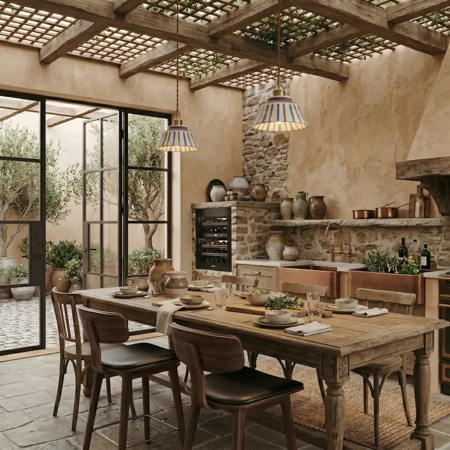 suspension céramique à rayures bleu dans salle à manger