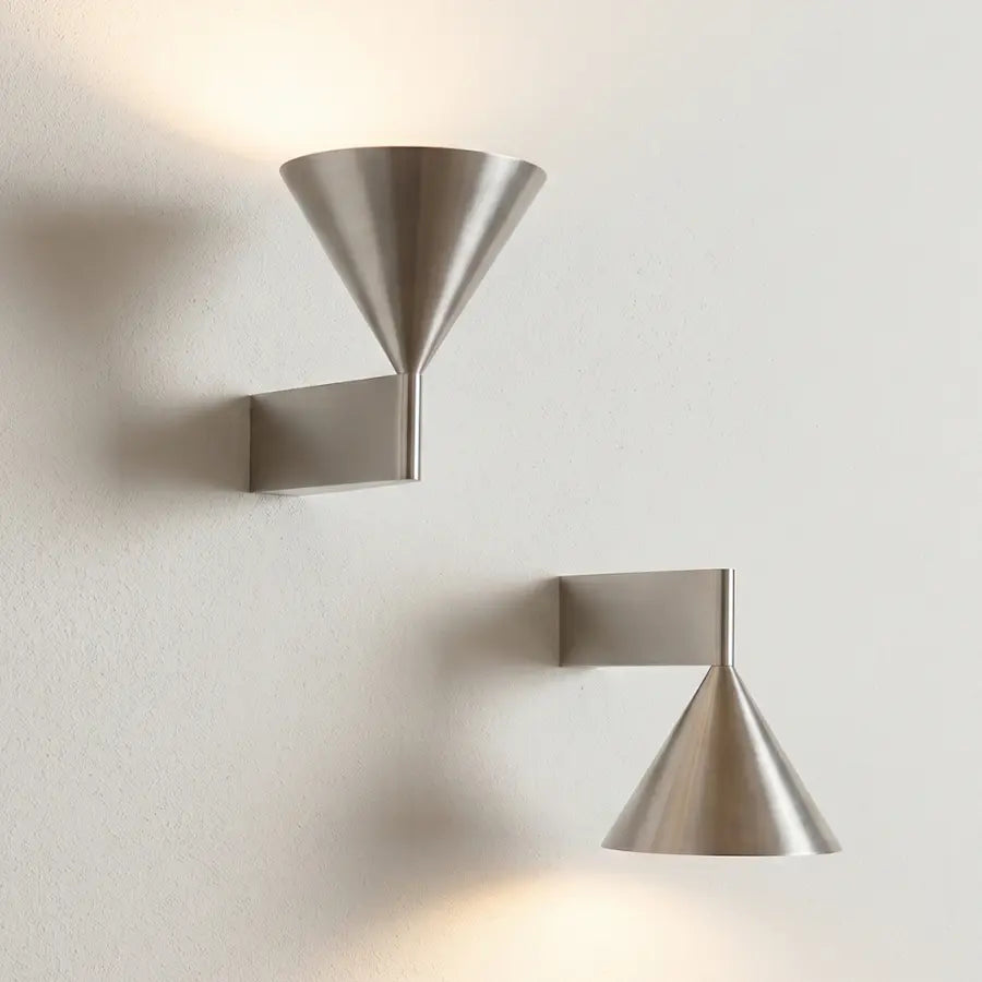 applique murale forme conique aluminium style moderne