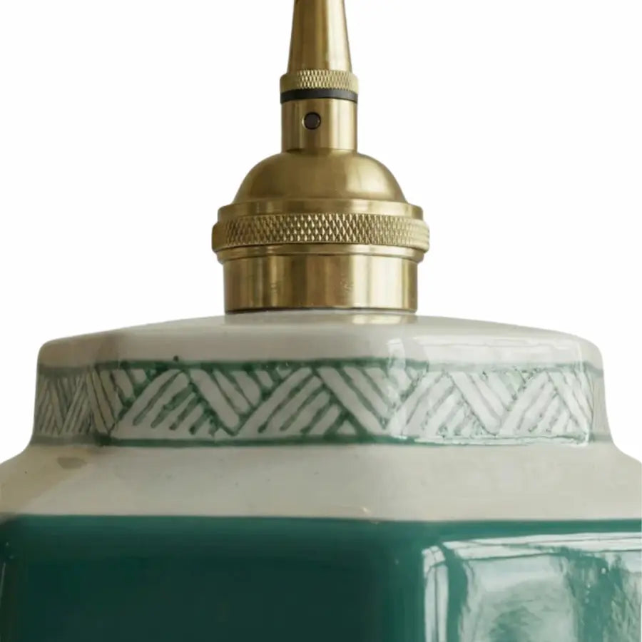 détails suspension en céramique verte au style rétro