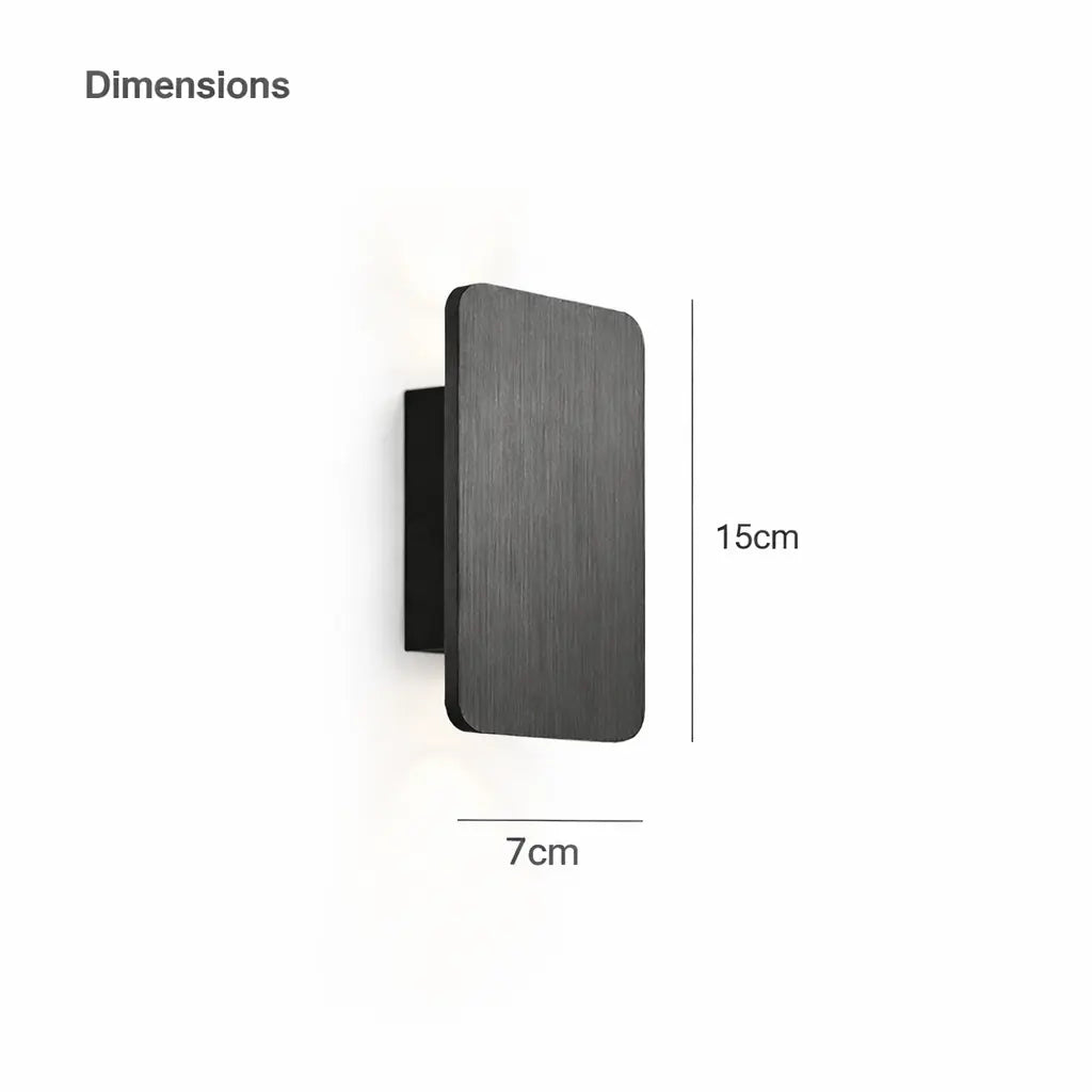 Dimensions applique murale LED moderne 15 cm hauteur et 7 cm largeur, design rectangulaire
